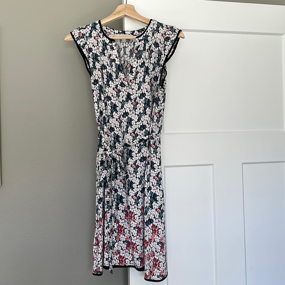 Ann Taylor LOFT floral dress